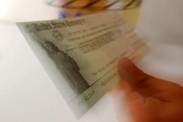 Tax Refunds Poised to Rise Sharply as IRS Tax Filing Season Begins