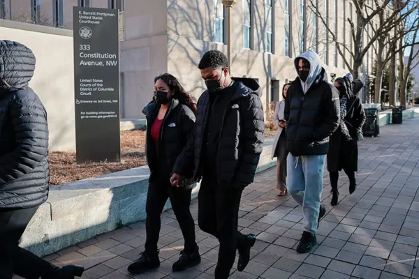 Federal Grand Jury Indicts Jan. 6 Pipe Bomb Suspect in High‑Profile Pre‑Riot Case