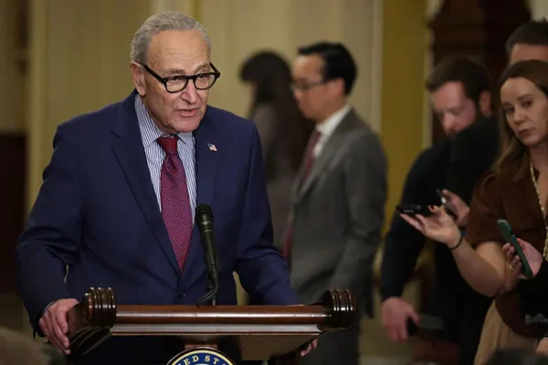 Government Shutdown Fight Intensifies as DHS Funding Standoff Deepens